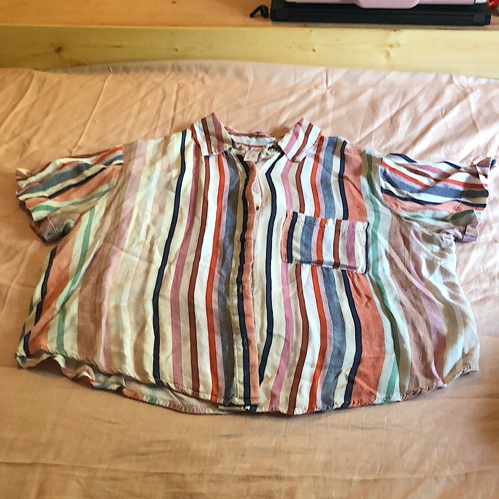 SHEIN colorful button up